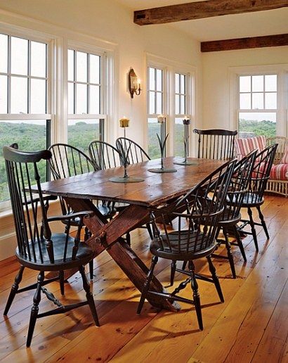 Modern Farmhouse Lighting Dining Room, Farmhouse Lighting Dining, Colonial Dining Room, Small Seating Area, Cottage Rustic, Farmhouse Dining Rooms Decor, Dining Room Colors, Rustic Dining Room, Colonial Decor