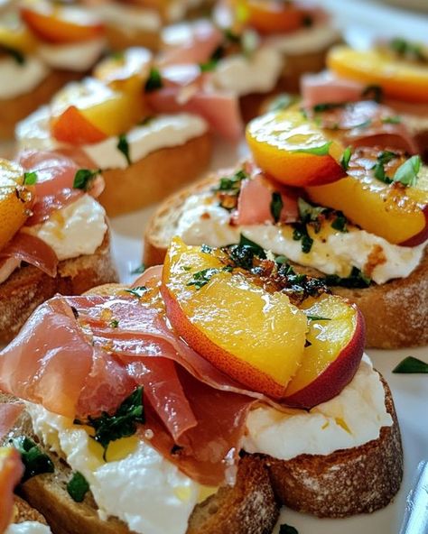 Flavor Foodie | GOURMET CROSTINI WITH BURRATA, PROSCIUTTO, AND PEACHES 🥖🍑 | Facebook Gourmet Crostini, Prosciutto Melon, Burrata Recipe, Prosciutto Recipes, Burrata Cheese, French Baguette, Fun Times, Meal Ideas, Soul Food