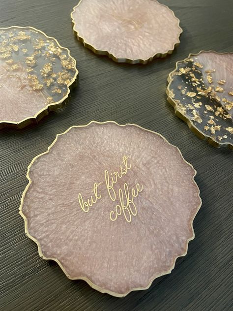 Please read entire description before ordering Personalized resin coasters to go with any aesthetic!  Looking for a customized gift to get your loved ones or even yourself? These custom coasters are a great gifting option for birthdays, anniversaries, bridal showers, party favours, Christmas parties, name place cards, and more! When ordering, please include in the personalization: 1. Text you want 2. Floral colour (only applicable for 2 Toned (floral) option) 3. Font 4. Any other personalization Online Craft Business Ideas, Resin Items To Sell, Resin Crafts To Sell, Resin Coasters Ideas, Resin Ideas To Sell, Resin Coasters Diy, Resin Business, Crochet Cup Coaster, Epoxy Coasters