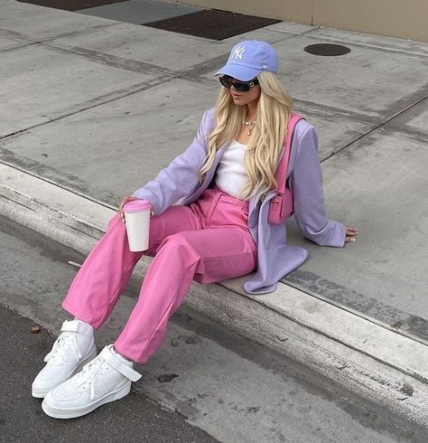 Pink Outfits Barbie, Pink And Purple Outfit, Aesthetic Pink Outfits, Fashion Pink Outfits, 60 Aesthetic, Smart Casual Women Outfits, Ny Outfits, Barbie Inspired, Barbie Outfits