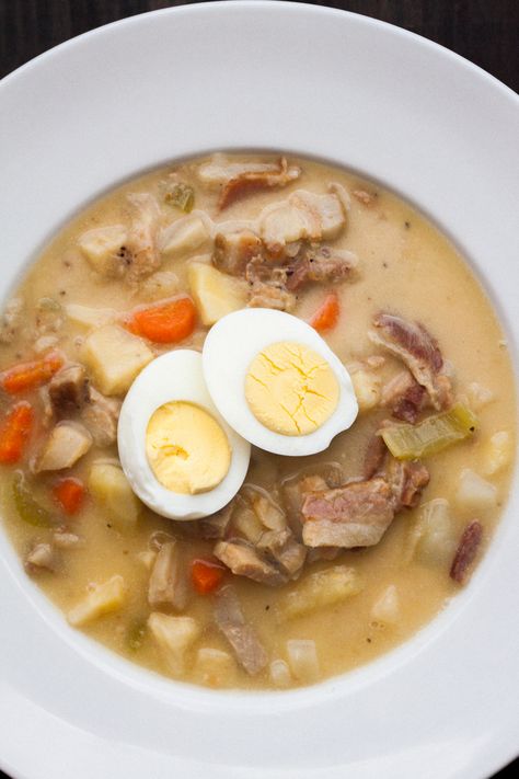 Polish Easter Soup (Zurek) Easter Meal Ideas, Recipes For Ham, Easter Soup, Egg Soup Recipe, Polish Soup, Easter Meal, Polish Easter, German Foods, Main Food