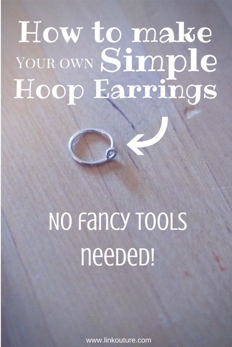 DIY| How to make your own small hoop earrings via @linkouture Champagne Wedding Colors, Hoop Earrings Diy, Lotus Flower Design, Simple Hoop Earrings, Geode Earrings, Hammered Hoop Earrings, Big Hoop Earrings, Small Hoop Earrings, Diy Schmuck