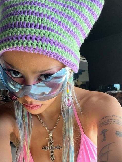 Doja Cat, A Woman, Pink, Instagram