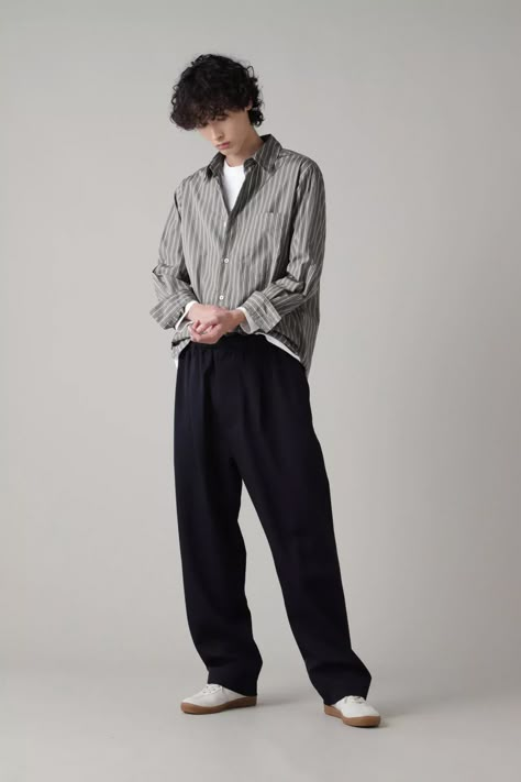 Zara Male Outfits, Mens Fashion Japanese, Japanese Androgynous Fashion, Japanese Man Style, Japanese Casual Outfits Men, Japanese Male Outfit, Normcore Outfits Men, Japanese Men’s Fashion, Japanese Minimalist Fashion Men