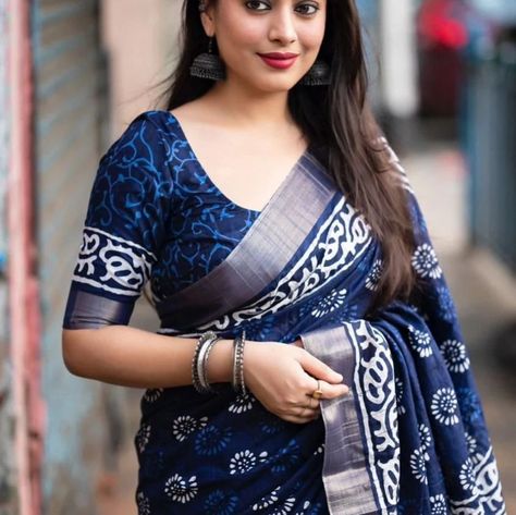 Dm for order whatsup 8309874411 or Dm to @hansicollections inbox folder *back in stock* BATIK INDIGO 2. Quality- soft cotton silk slub weaving saree with indigo batik print design. Blouse- runing batik printed blouse. Rate- 850+ship (new rate) Full length 6.30 meters. Top quality assured Dt #hansicolletions #sareestyleblogger #trendingreels #instagood #fashion. #sareeslover #sareeshydeabad #weddinginspiration #bridelwear #festivalfashion #reelsindia #trendingoninstagram #love #ree... Batik Print Blouse Design, Batik Saree Blouse Designs, Full Length Blouse Designs, Batik Blouse Designs, Print Blouse Design, Indigo Batik, Design Blouse, Batik Print, Batik Prints