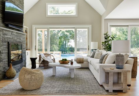 35 Home Design Trends on the Rise in 2023 Beach Style Living Room, Living Room New York, Natural Stone Fireplaces, Wicker Lounge Chair, Den Ideas, Salt Stone, New Build, Cabinet Colors, Contemporary Living Room