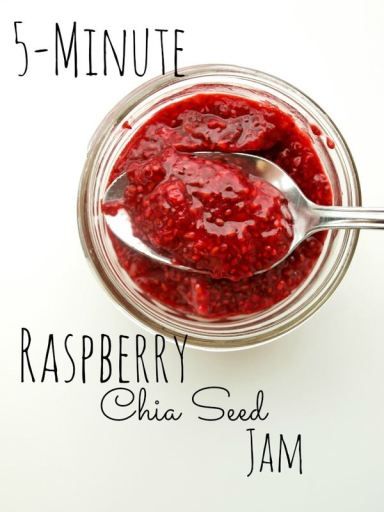 5-minute raspberry chia seed jam recipe. A healthy, very-low sugar jam that you can make in just a few minutes with a few ingredients.  Very easy recipe--you may never buy regular jam again! Chia Seed Jam Recipe, Low Sugar Jam, Chia Seed Jam, Chia Recipe, Jam Recipes Homemade, Chia Seed Recipes, Chia Jam, Homemade Jam, Jam Recipes