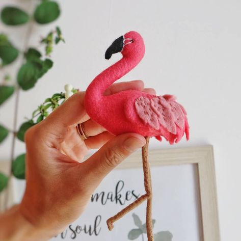 ⛱️🌊 Holiday mood even while I'm at home already🌴. So glad to be here ( in Insta, in my workshop, at my wright plase to be😊). Stay in touch,… Flamingo Sewing Pattern, Felt Bat, Bat Plush, Diy Pet Toys, Felt Toys Patterns, Kawaii Diy, Cute Bat, Flamingo Pattern