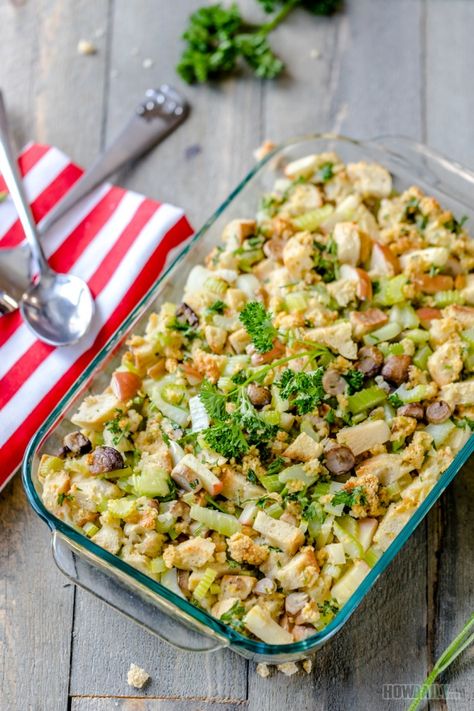 Apple Celery Stuffing, Stuffing Apple, Stuffing Recipes Healthy, Stuffed Celery, Traditional Stuffing Recipe, Homemade Stuffing Recipes, Best Stuffing Recipe, Turkey Stuffing Recipes, A Southern Soul