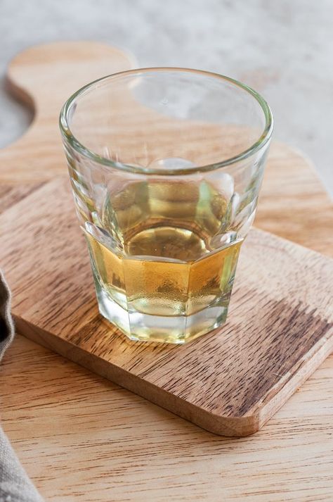 It is known as a snake bite shot simply because it's sneakily strong. In the UK, a snakebite drink is an alcoholic beverage that typically consists of equal parts apple cider and beer. Just because it's a shot, does not mean you have to throw this drink back in one gulp. #snakebite #shot #alcohol Snakebite Drink, Drink Names, Snake Bite, Alcoholic Beverage, Snake Bites, Shot Recipes, A Snake, A Drink, Bitter