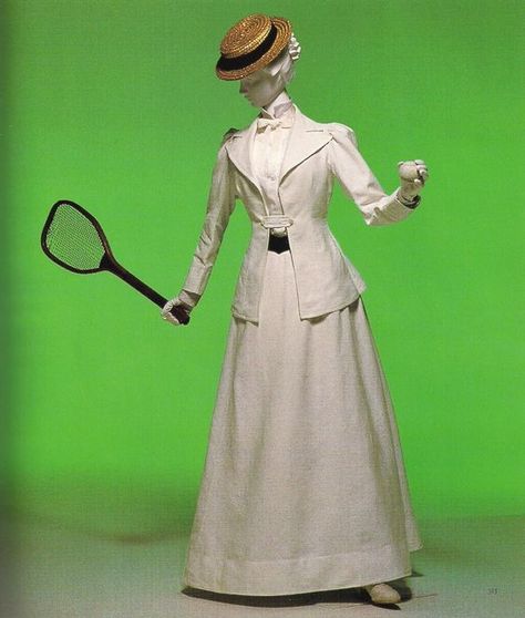 Victorian Sportswear: Tennis Fashions of the Late 19th Century | Mimi Matthews 19th Century Women, 1890s Fashion, Bathing Costumes, Victorian Costume, Edwardian Dress, 19th Century Fashion, Tennis Fashion, Victorian Clothing, Costume Institute