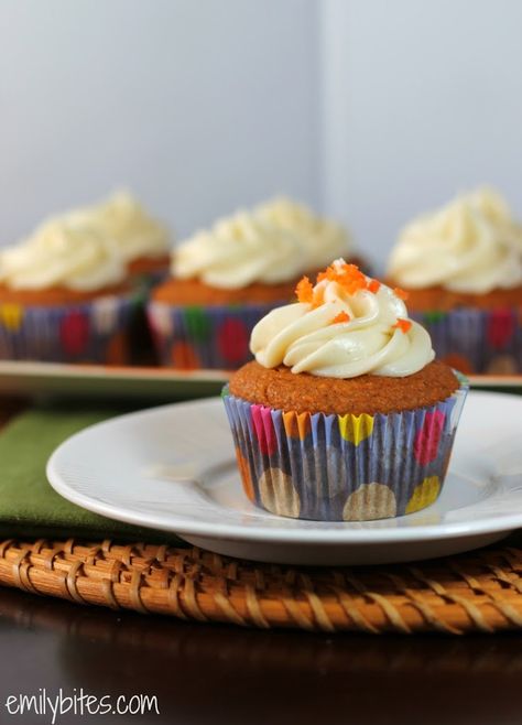 Lighter Carrot Cake Cupcakes with sweet cream cheese frosting. Made from scratch and just 159 calories or 7 Green, Blue or Purple myWW SmartPoints each! Gluten Free Carrot Cake Cupcakes, Emily Bites Recipes, Recipes Carrot Cake, Emily Bites, Whipped Cream Cheese Frosting, Moist Cupcakes, Gluten Free Carrot Cake, Carrot Cake Cupcakes, Bites Recipes