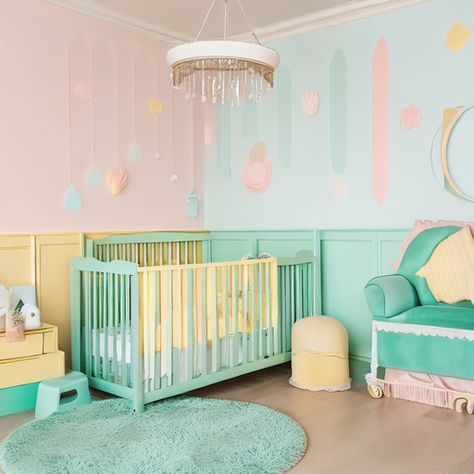 Pastel Nursery Ideas, Rainbow Nursery Theme, Beige Mom, Pastel Rainbow Nursery, Bedroom Schemes, 2024 Bedroom, Pastel Nursery, Rainbow Nursery, Baby Room Design