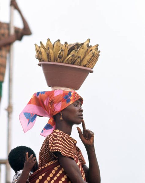 John Bulmer, Power Painting, Mursi Tribe, Collage Images, All Saints Day, African People, African Girl, Island Vibes, Block Party