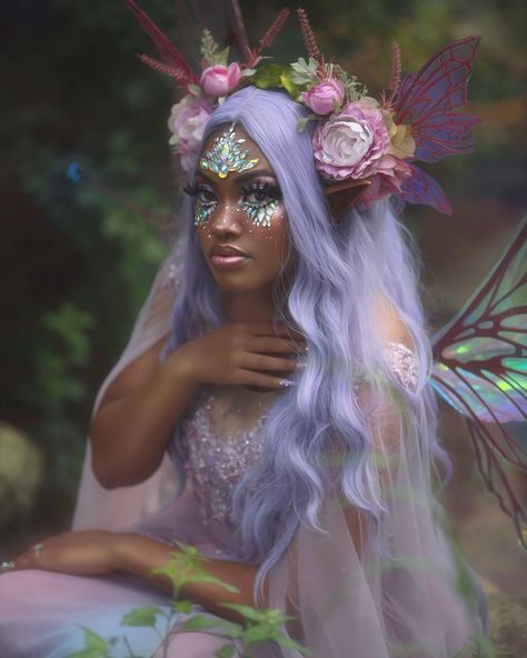 Savannah on Instagram: “The fae & the knight 💜 . . This summer I had the pleasure of doing engagement photos for this beautiful couple @tonirene & @eriickstarr…” Black Fairy Cosplay, Fae Knight, Pink And Purple Fairy Costume, Fairy In The Woods, Purple Fairy Cosplay, Mythical Wedding, Purple Faerie Aesthetic, Purple Fairy Character Design, Real Life Fairies