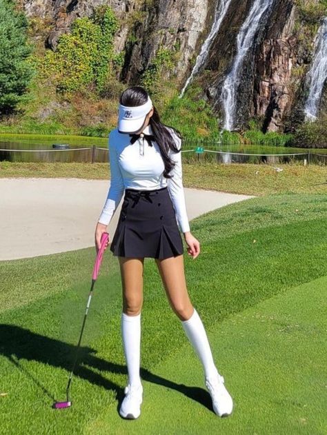 Korean Tennis Outfit, Golf Ootd Women, Golf Outfits Women Aesthetic, Intramurals Outfit, Girly Golf Outfits, Korean Golf Outfit, Golf Skirt Outfit Street Styles, Outfit Golf, Sports Attire For Pageant