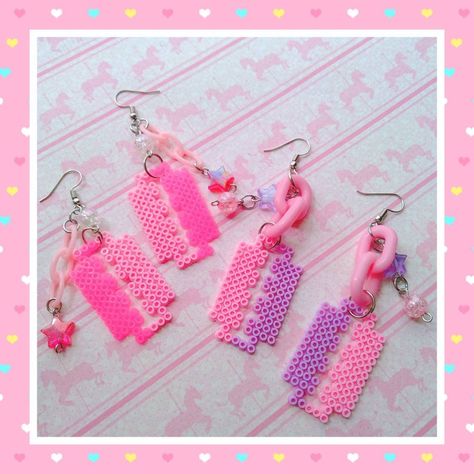 Yami Kawaii Perler Beads, Kawaii Fuse Bead Patterns, Crystal Perler Beads, Pink Perler Bead Patterns, Scene Perler Beads, Kawaii Perler Bead Patterns, Perler Bead Ideas, Perler Designs, Kandi Inspo