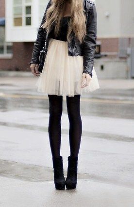 White Tulle Skirt, Black Tights Short Flowy Skirt, Gonna In Tulle, Ballerina Skirt, Chanel Couture, Outfit Trends, Beautiful Skirts, Tutu Skirt, Looks Style, Mode Inspiration