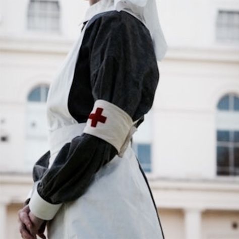 Ww1 Nurse, Richard Jenkins Photography, Primrose Everdeen, American Aesthetic, Red Cross Nurse, Nurse Uniforms, Richard Jenkins, Nurse Aesthetic, Vintage Nurse