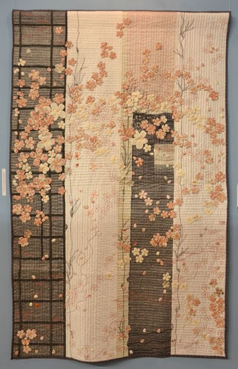 Cherry Blossom Quilt, Taupe Quilts, Blossom Quilt, Textile Art Techniques, Japanese Quilting, Asian Quilts, Patchwork Art, Quilting Art, Japanese Patchwork