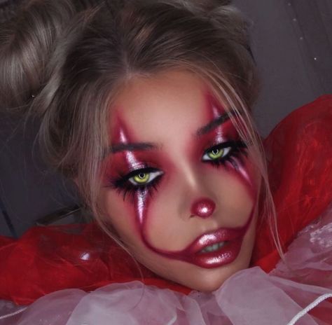 Killer Clown Makeup, Evil Clown Makeup, Clown Makeup Halloween, Crazy Halloween Makeup, Makeup Halloween Costume, Doll Makeup Halloween, Blood Makeup, Killer Clown, Cool Halloween Makeup