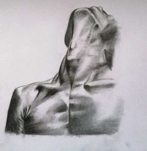 Charcoal Body Art, Aesthetic Charcoal Drawing, Graphite Drawings Ideas, Charcoal Art For Beginners, Charcoal Sketchbook, Charcoal Drawing Ideas, Charcoal Sketches, فنسنت فان جوخ, Graphite Art