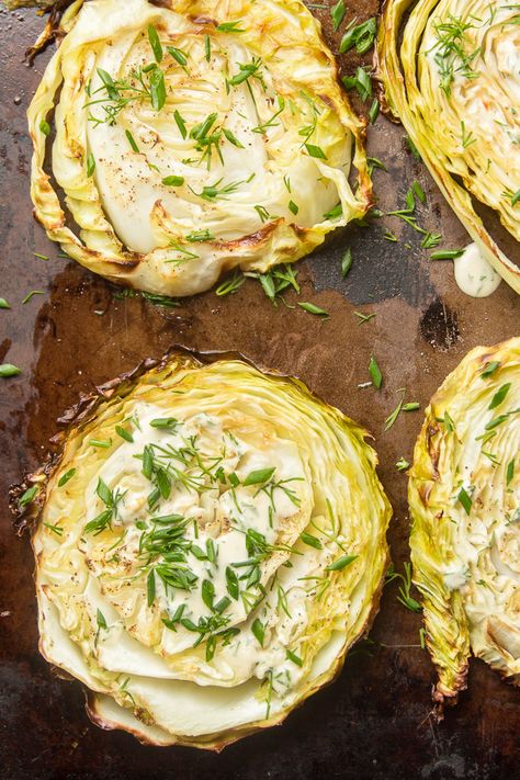 Cabbage Steaks with Tahini Dill Dressing Cabbage Roasted, Cabbage Steak, Grilled Cabbage, Baked Cabbage, Baked Steak, Cabbage Steaks, Dill Dressing, Roasted Cabbage, Dill Sauce