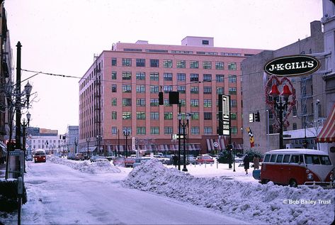 Downtown Portland Downtown Portland, Pacific Nw, Oregon State, Vintage Pictures, Portland Oregon, Old Photos, Portland, Times Square, Oregon