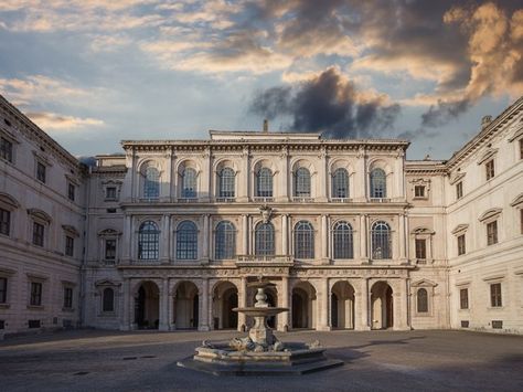 Palazzo Barberini (Barberini Palace) at Rome, Italy Lorenzo Bernini, Rome Tours, Italy Map, Baroque Architecture, New Museum, Destination Voyage, Rome Travel, Caravaggio, Historical Architecture