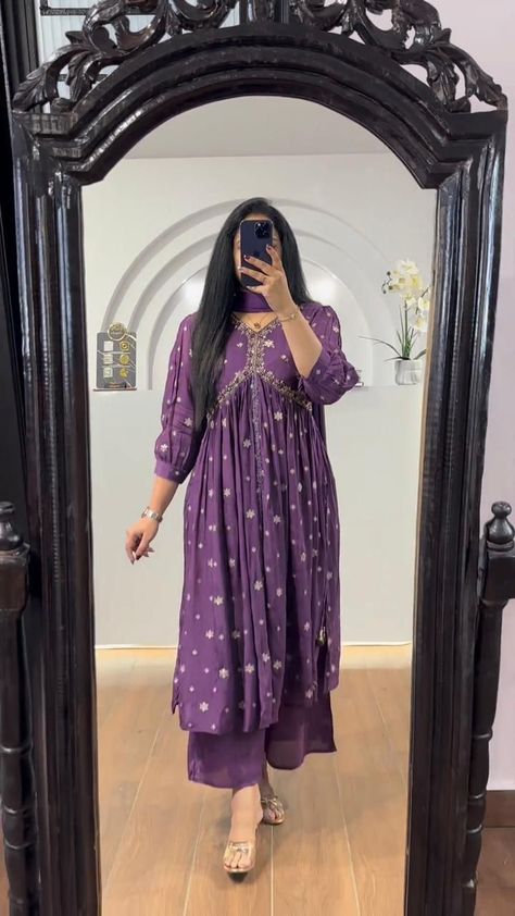 👗New Arrivals ⤵️ 📩 for order and inquiries 📍 @womenwear_collections_surat 📍 @meervaa_store 📧 Whatsapp 85307 17716📱 👉 COD available INDIA 🇨🇮.📭 📦Worldwide Shipping Available.,🌍.. 📱 Video call facility Available . ↪follow for more updates ⤵️ 🔸️ Follow : @womenwear_collections_surat Follow : @meervaa_store . #fashionblogger #shopping #photoshoot #dress #likes #outfit #meervaa #fashionista #bhfyp #followback #followers #meervaa Stylish Suit Designs, Shopping Photoshoot, Stylish Kurtis, Stylish Kurtis Design, Sequence Embroidery, Kurti Designs Latest, Stylish Suit, Kurtis With Pants, Stylish Photo Pose