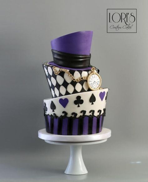 Mad Hatter Wedding Cake  by Lori Mahoney (Lori's Custom Cakes)  - http://cakesdecor.com/cakes/291925-mad-hatter-wedding-cake Mad Hatter Day, Wedding Cake Guide, Mad Hatter Wedding, Mad Hatter Cake, Magical People, Alice In Wonderland Tea Party Birthday, Alice In Wonderland Cakes, Fake Bakes, Mad Hatter Party