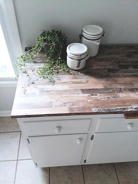 5 + DIY Faux Rustic Wood Countertop ideas - Stow and Tell U Peel And Stick Floor Countertop, Faux Wood Countertop, Countertop Peel And Stick, Peel And Stick Countertop, Peel And Stick Wood, Wood Countertop, Look Wallpaper, Painting Countertops, Rv Makeover