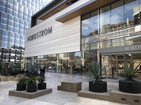 All The Best Shopping Malls In Los Angeles - Indoor & Out | MomsLA Westfield Century City, Mall Facade, Shopping Mall Design, Shopping Mall Architecture, Retail Facade, Retail Architecture, Mall Design, Century City, Shopping Malls