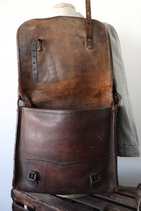 Men’s Leather Bag, Old Leather Bag, Stylish Outfits For Men, Leather Vintage Bag, Vintage Canvas Bags, Vintage Leather Messenger Bag, Cross Shoulder Bag, Bridle Bag, Pu Leather Bag