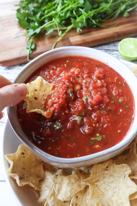 Easy Homemade Salsa Without Onion - Bless This Meal Simple Onion Recipes, Simple Homemade Salsa, Salsa Without Onions, Salsa With No Onions, Salsa Without Onions And Garlic, Salsa Recipe Without Onions, Garlic Salsa Recipe, Sweet Onion Salsa Recipe, Cold Dip Recipes