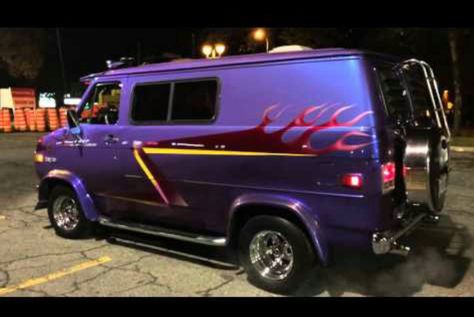 Custom 70's van                                                       … Custom Vans For Sale, Custom Van Interior, Custom Painted Vans, Boogie Van, Chevy Vans, Chevrolet Van, Custom Motorcycle Paint Jobs, Gmc Vans, Vans Girl