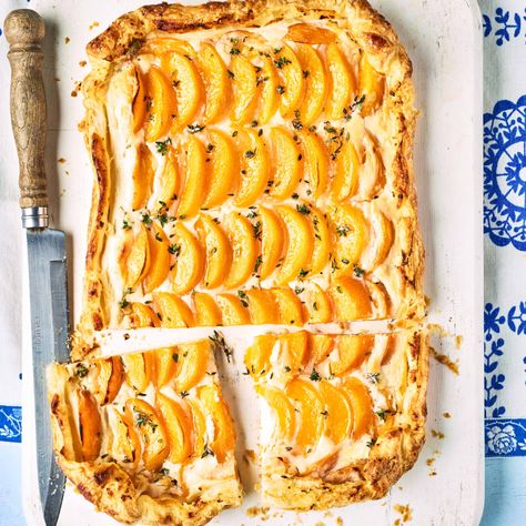 Peach, Thyme and Ricotta Galette Ricotta Peach, Ricotta Galette, Ice Cream Flavour, Best Packing Cubes, Apple Tarte, Best Bbq Recipes, Giant Ice Cream, Pudding Pop, Apple Tart