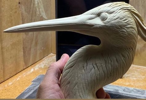 Heron Art, Simple Wood Carving, Clay Birds, Anatomy Sculpture, Sculpture Art Clay, Bird Carving, Tree Carving, Wood Carving Designs, Wood Carving Patterns