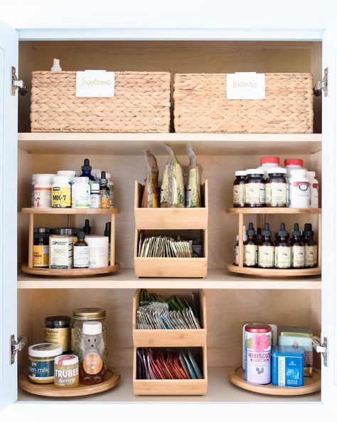 Having a wellness cabinet will make you feel healthier even if you don’t use it - guaranteed! #notadoctor 👩🏻‍⚕️ Find these pieces, and our… Wellness Cabinet, Wellness Organization, Medicine Cabinet Organization, Organized Pantry, Pantry Organisation, Home Edit, Medicine Organization, College Organization, Kitchen Organization Pantry