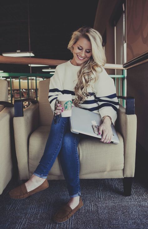 Winter Necessities, Olivia Rink, Sunday Outfit, Cozy Clothes, Blue Jean Outfits, Fall Attire, Full Time Job, Style Inspiration Fall, Fashion Wishlist