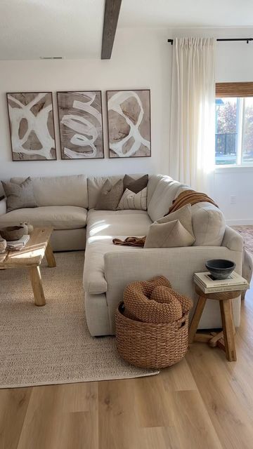 Big Sectionals Living Room, Small Living Room Inspirations Cozy, Cozy Living Room Decor Ideas On A Budget, Neutral House Ideas, Kitchen Facing Living Room, Organic Modern Small Home, Neutral Clean Living Room, Living Room Inspo Beige Couch, Organic Modern Neutral Living Room