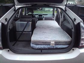 Prius Camping, Sleeping In Your Car, Kangoo Camper, Minivan Camper Conversion, Auto Camping, Suv Camping, Best Suv, Small Suv, Festival Camping