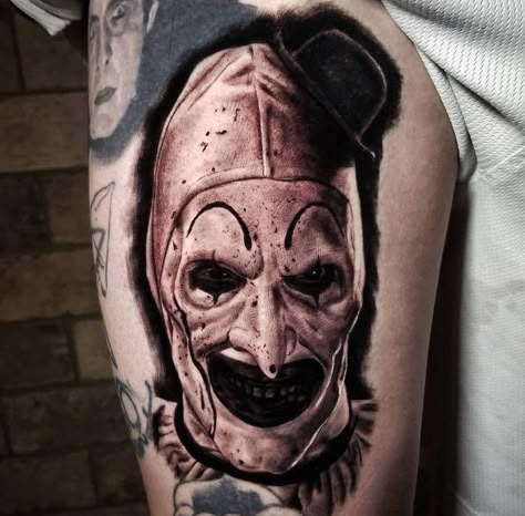 Art The Clown Tattoo, Terrifier Tattoo, Horror Movie Tattoos, Surreal Tattoo, Art The Clown, Clown Tattoo, Movie Tattoos, Wicked Tattoos, Geometric Tattoos