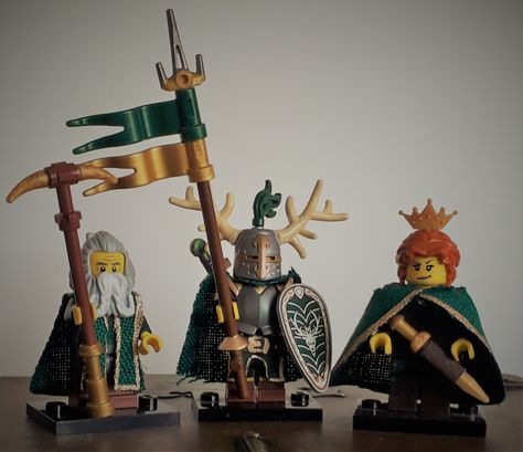 https://flic.kr/p/2j8q2z2 | Elmeir royalty | Prinses Cassandra with her personal mentor and the Court Champion Knight Lancelot. Lego Kingdoms, Lego Dragon, Lego Knights, Knight Games, Lego People, Lego Sculptures, Lego Minifigs, Lego Man, Lego Ship