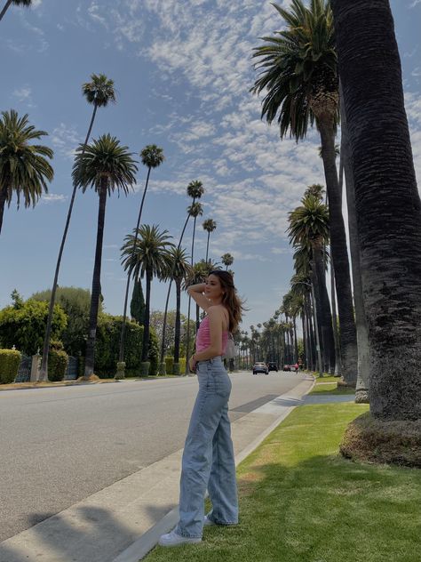 Los Angeles Outfits Aesthetic, Beverly Hills Instagram Pictures, Outfit For Los Angeles Vacation, La Outfits Summer Los Angeles, Los Angeles Aesthetic Pictures, California Inspo Pics, Los Angeles Pics Ideas, Hollywood Instagram Pictures, La Picture Ideas Los Angeles