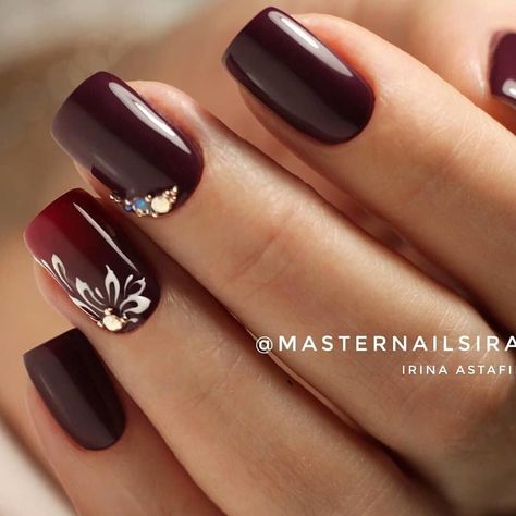 Burgundy Nails Wedding, Maroon Nails With Glitter, Maroon Nail Art Designs, Maroon Nail Polish, Maroon Nail Art, Maroon Nail Designs, Maroon Nail, Burgundy Acrylic Nails, Nail Polish Ideas