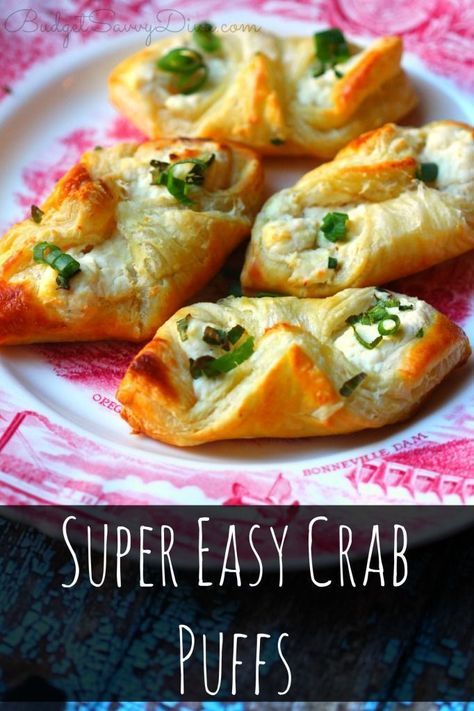 Super Easy Crab Puffs Recipe Lobster Puffs, Meatless Appetizers Easy, Company Lunch Ideas, Shrimp Puffs, Easy Friday Night Dinner Ideas, Crab Puffs, Spring Appetizers, Crab Dishes, Puff Recipe