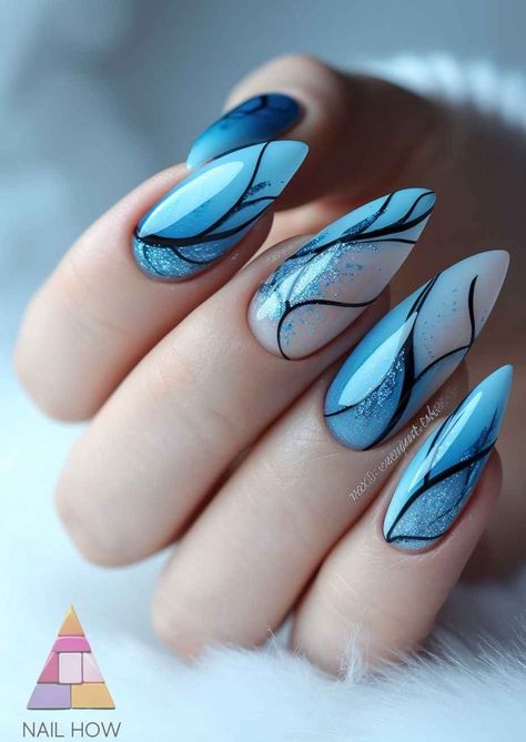 Baby Blue And White Nails Designs, Light Blue And Gold Nail Designs, Black And Light Blue Nails, Blue Spring Nail Ideas, Light Blue And Black Nails, Sky Blue Nails Design, Blue Nails Design Ideas, Light Blue Nail Ideas, Blue Purple Nails