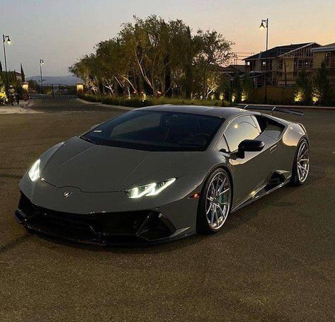 Nardo Gray #huracan #aventador #lamborghini #luxurylife #hypercars #exoticcars https://buff.ly/30UKclJ Tmax Yamaha, Aventador Lamborghini, Nardo Grey, Hello Kitty Photos, Dream Car Garage, Lamborghini Cars, H U, Lamborghini Huracan, Dream Car