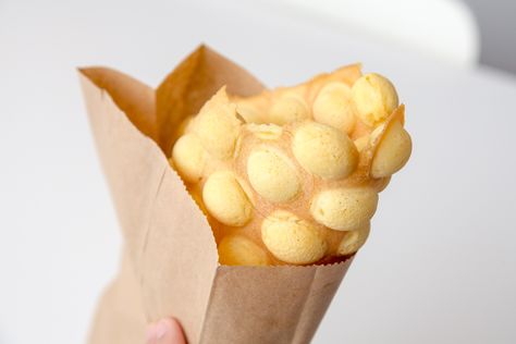 Hong Kong Egg Waffle 2| The Missing Lokness Egg Waffle Recipe, Hong Kong Waffle, Hong Kong Street Food, Egg Waffles, Chinese Bakery, Bubble Waffles, Chinese Sweets, Egg Puff, Chinese Desserts